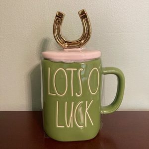 ☘️NEW! Rae Dunn “LOTS O’ LUCK” Mug Gold Horseshoe Topper Ceramic